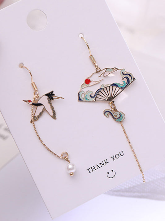 Artistic Retro Asymmetric Wave Earrings